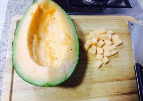 阿强吃哈密瓜视频大全,视频大全带你领略瓜果飘香